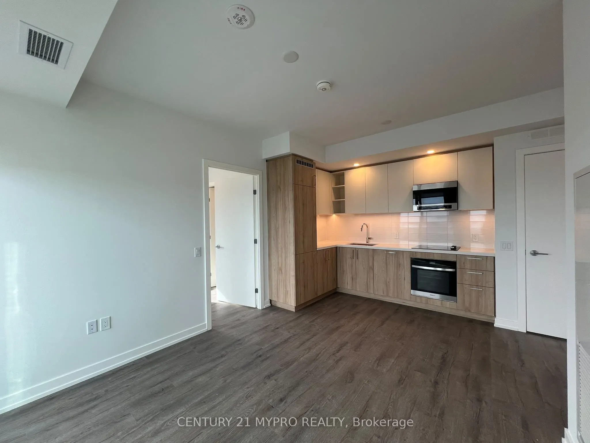 21 Meadowdale Road #2202