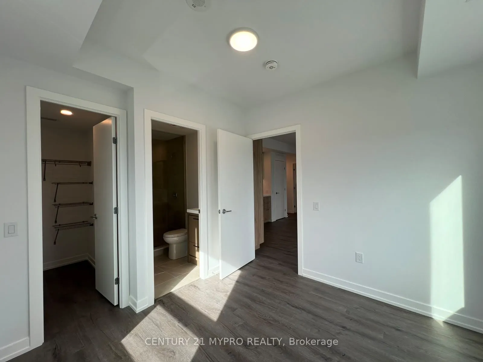 21 Meadowdale Road #2202
