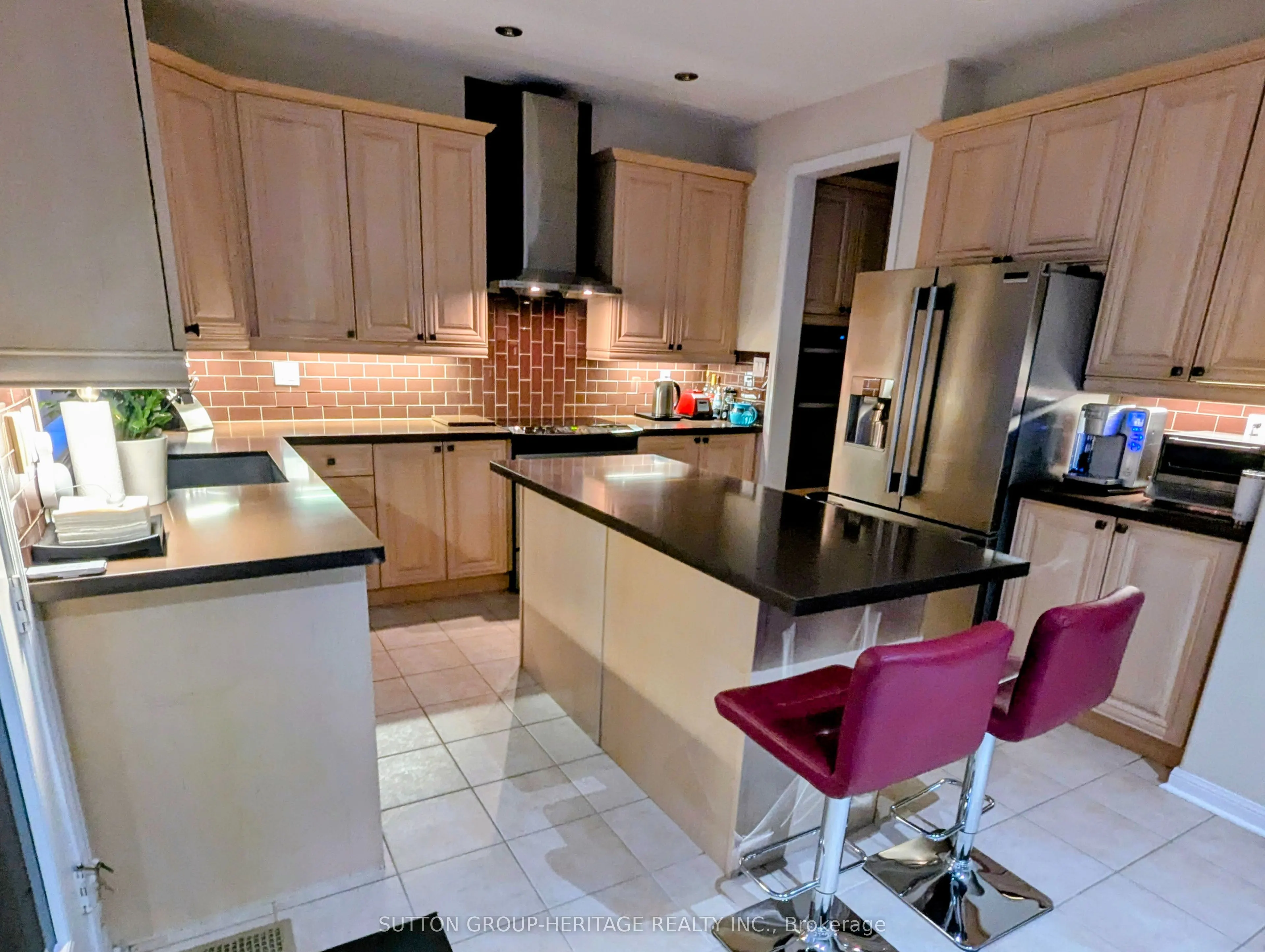 5 Baintree Street