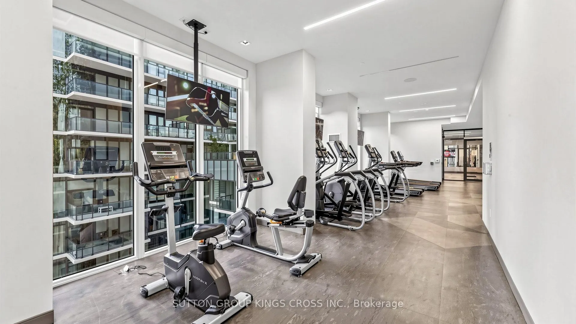9000 Jane Street #2514