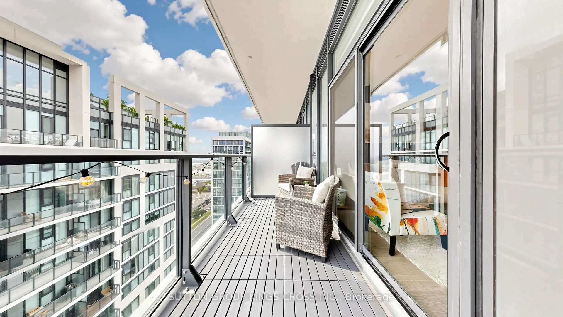 9000 Jane Street #2514