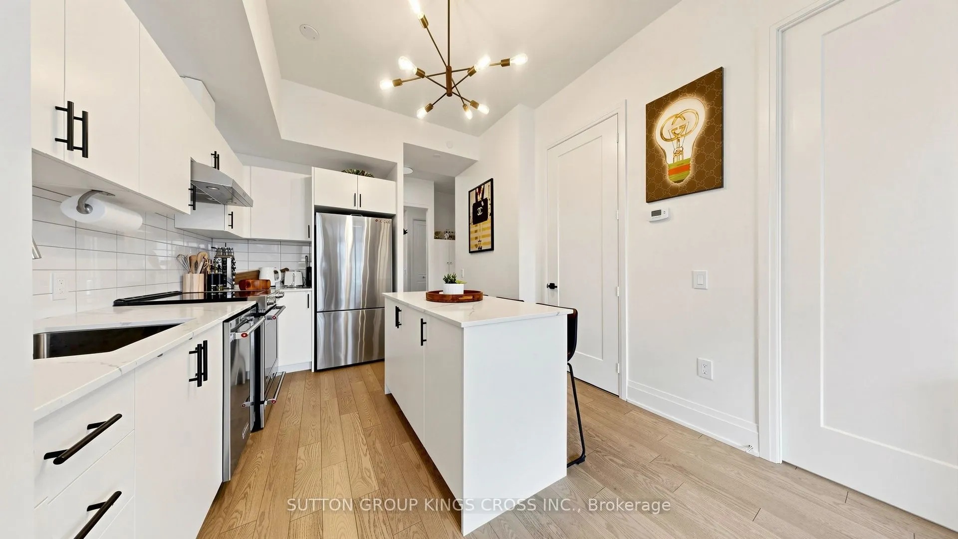 9000 Jane Street #2514