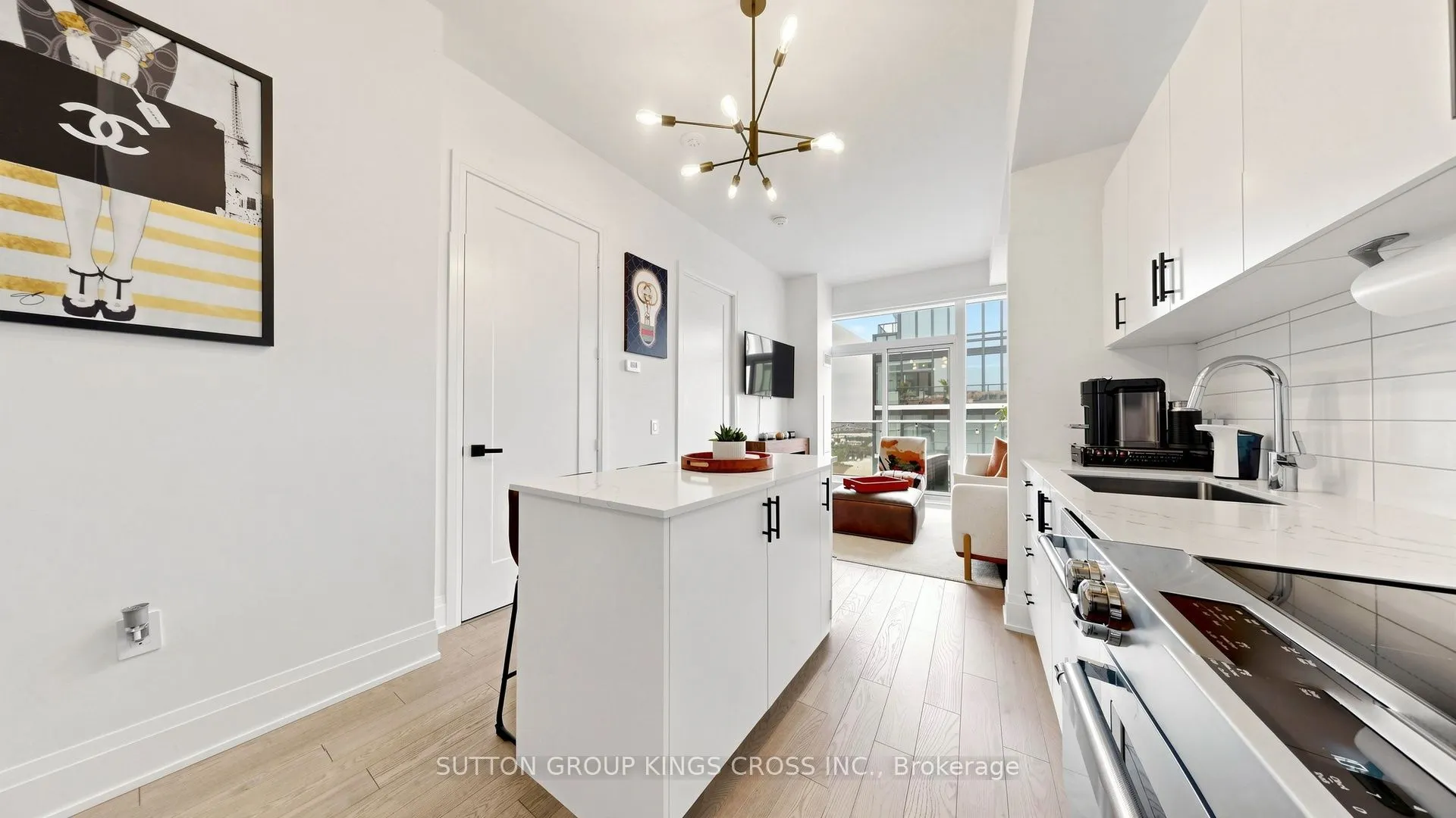 9000 Jane Street #2514