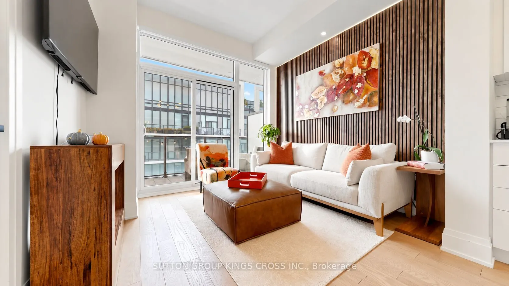 9000 Jane Street #2514