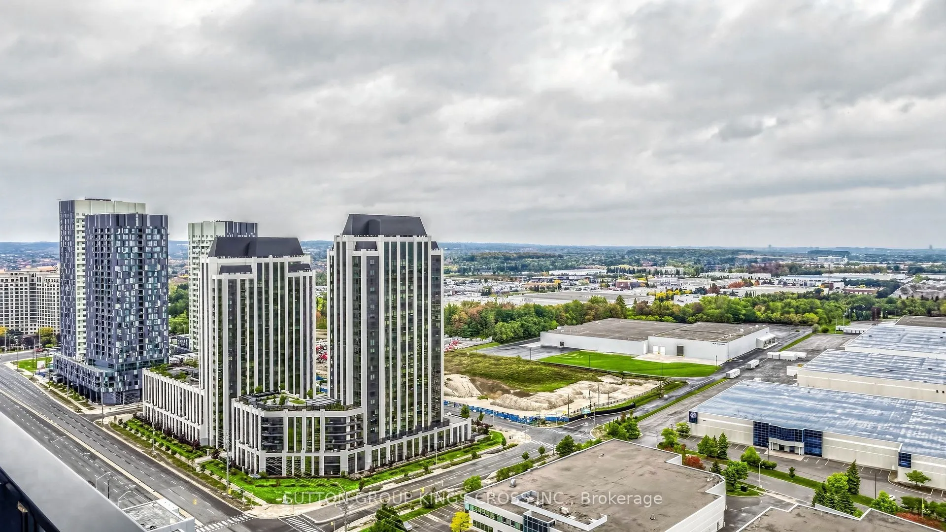 9000 Jane Street #2514