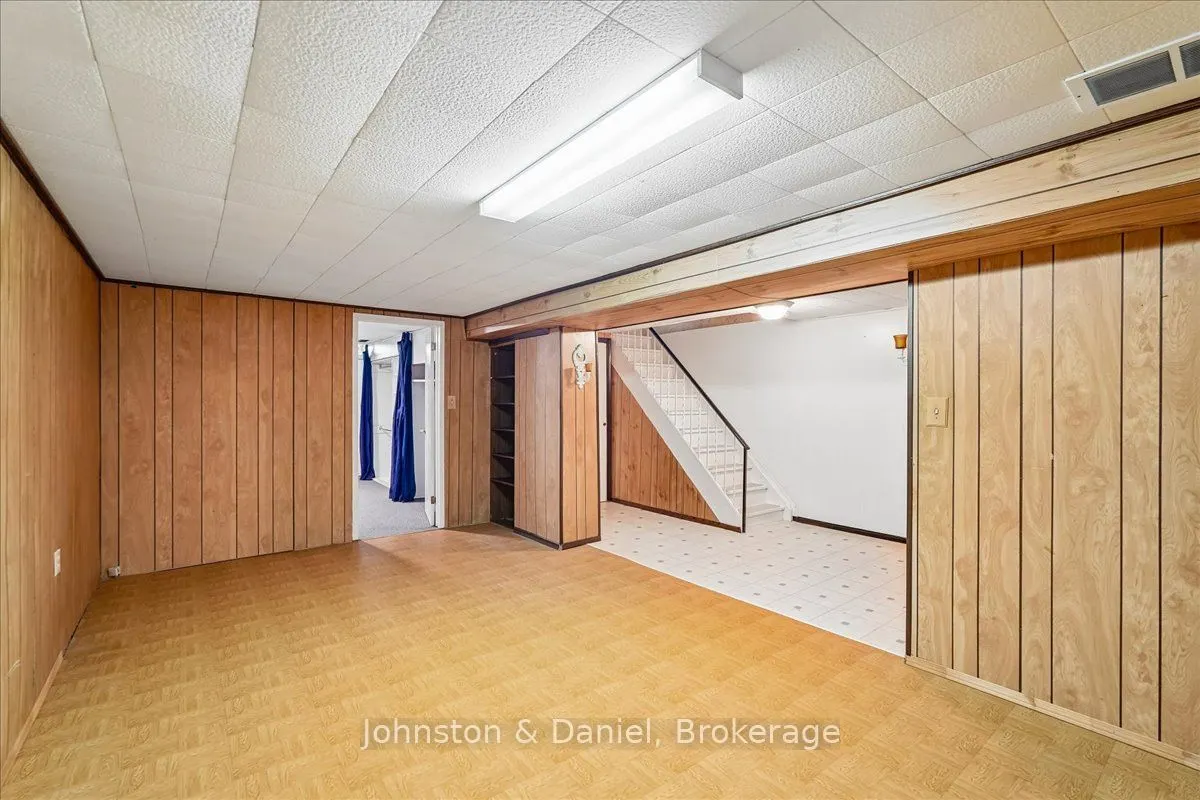 22 Fieldview Crescent