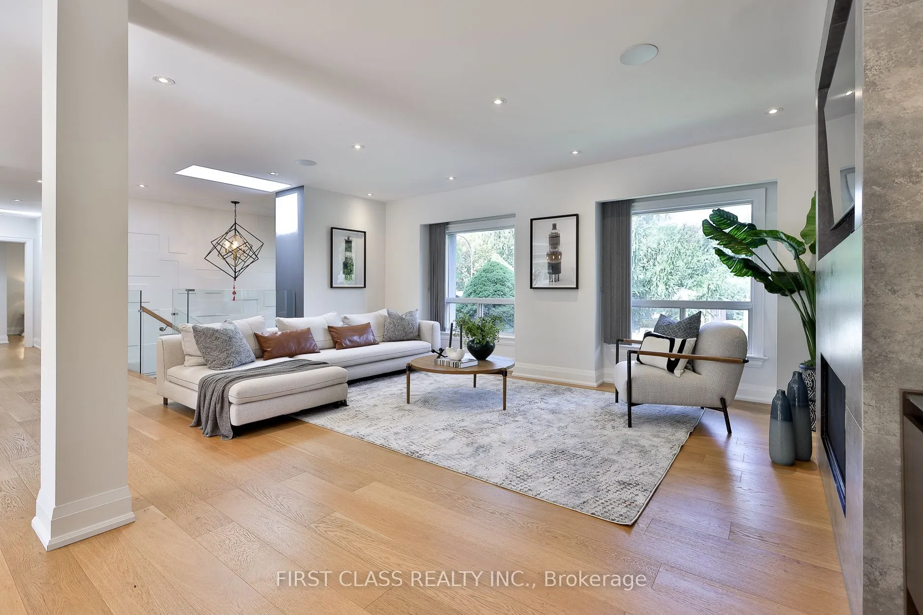 27 Delair Crescent
