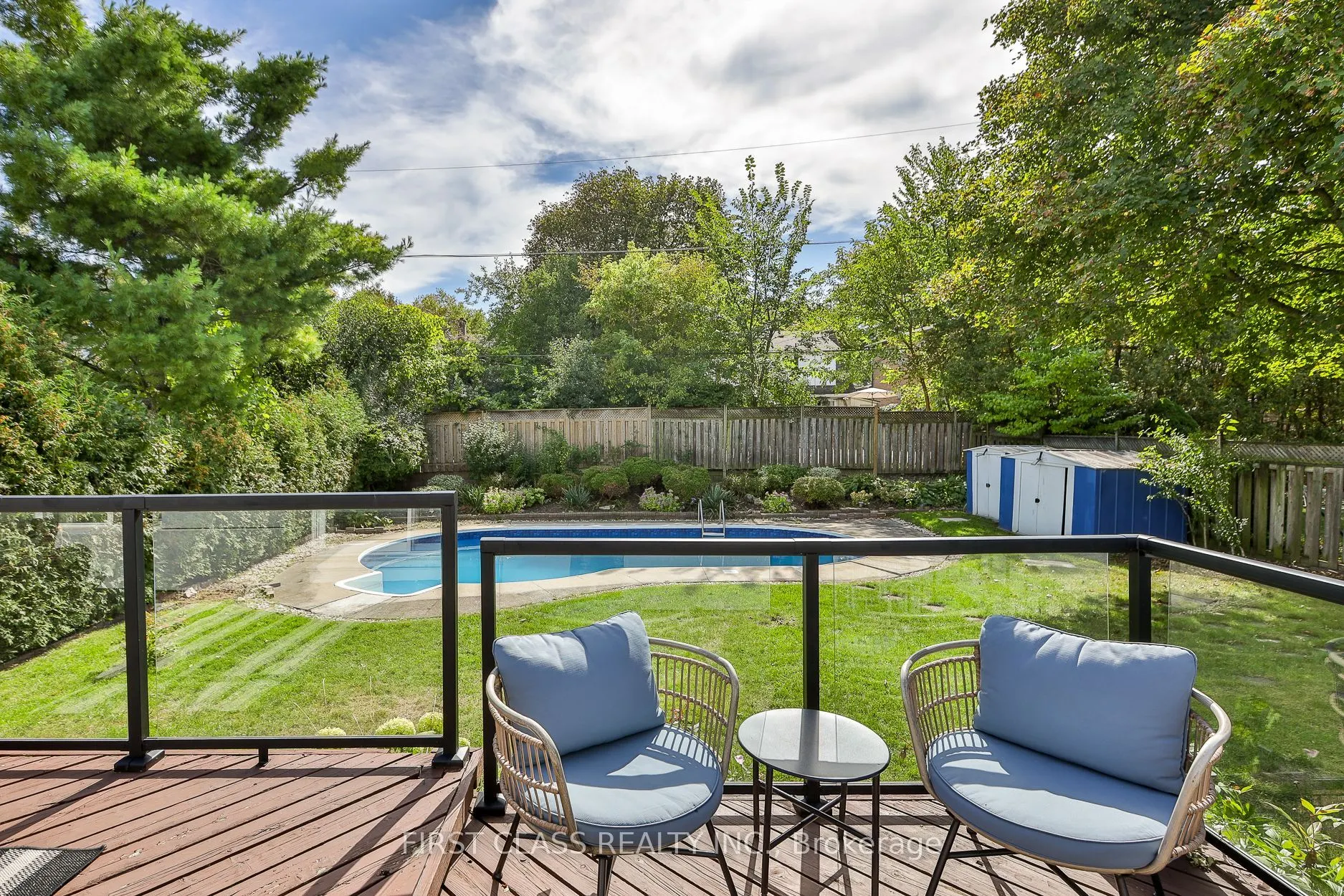 27 Delair Crescent