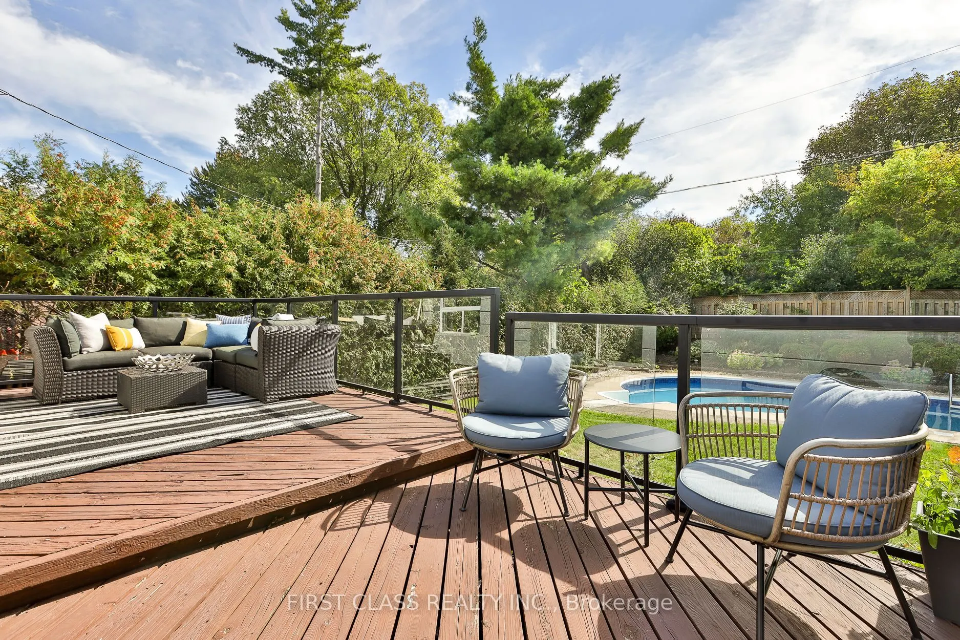27 Delair Crescent