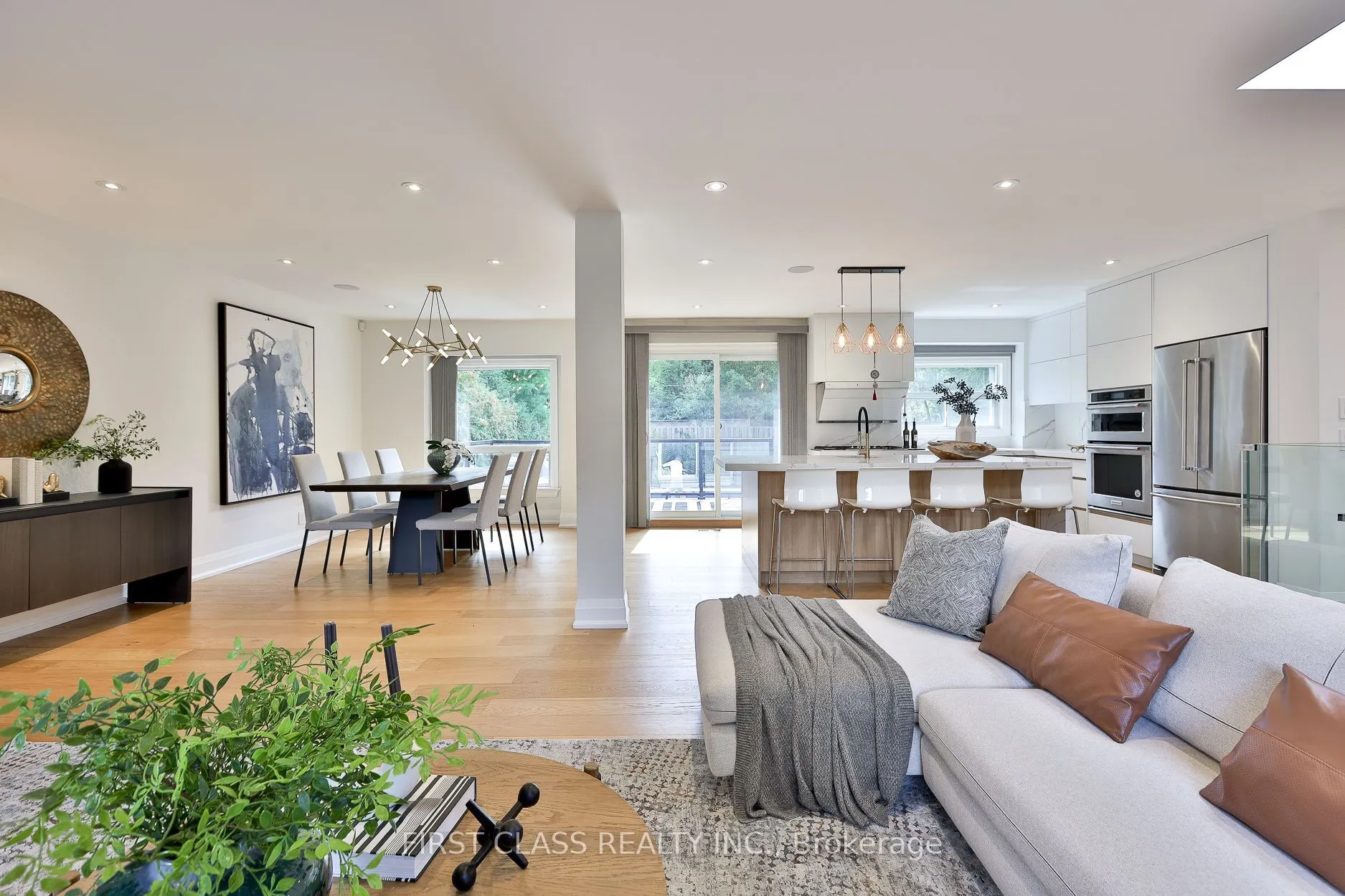 27 Delair Crescent
