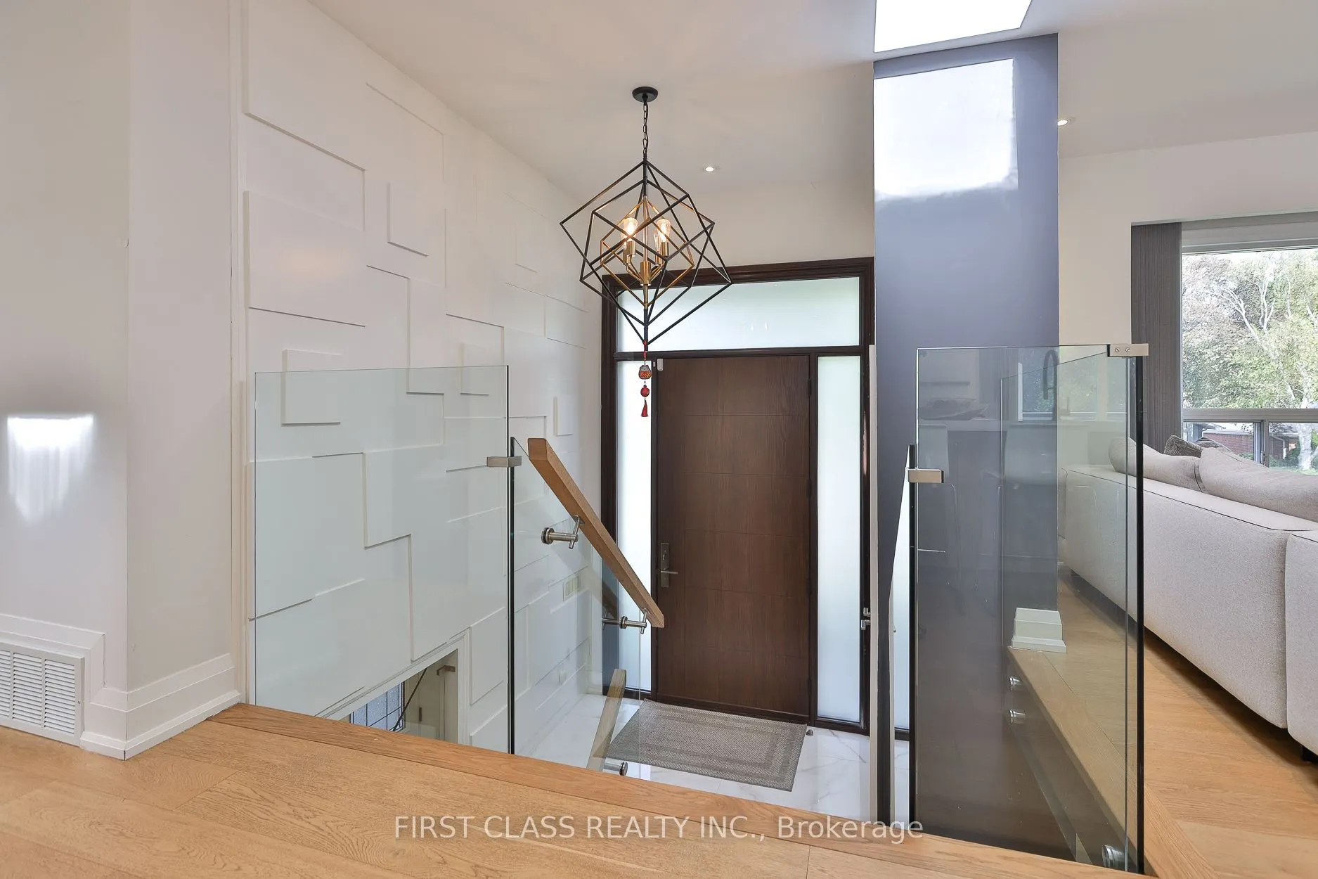 27 Delair Crescent
