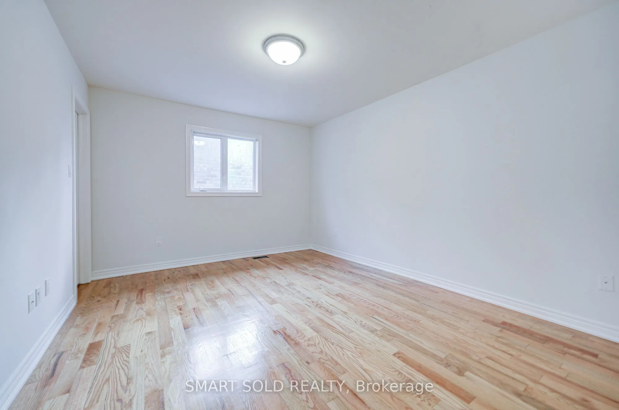25 Oak Avenue