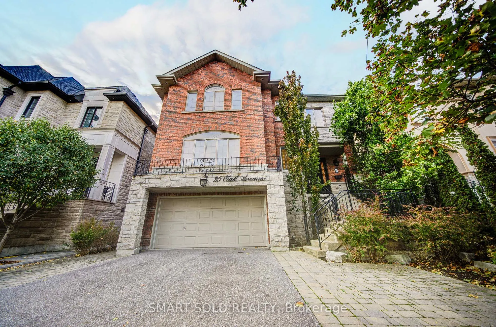 25 Oak Avenue