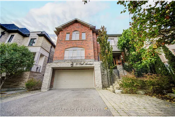 25 Oak Avenue