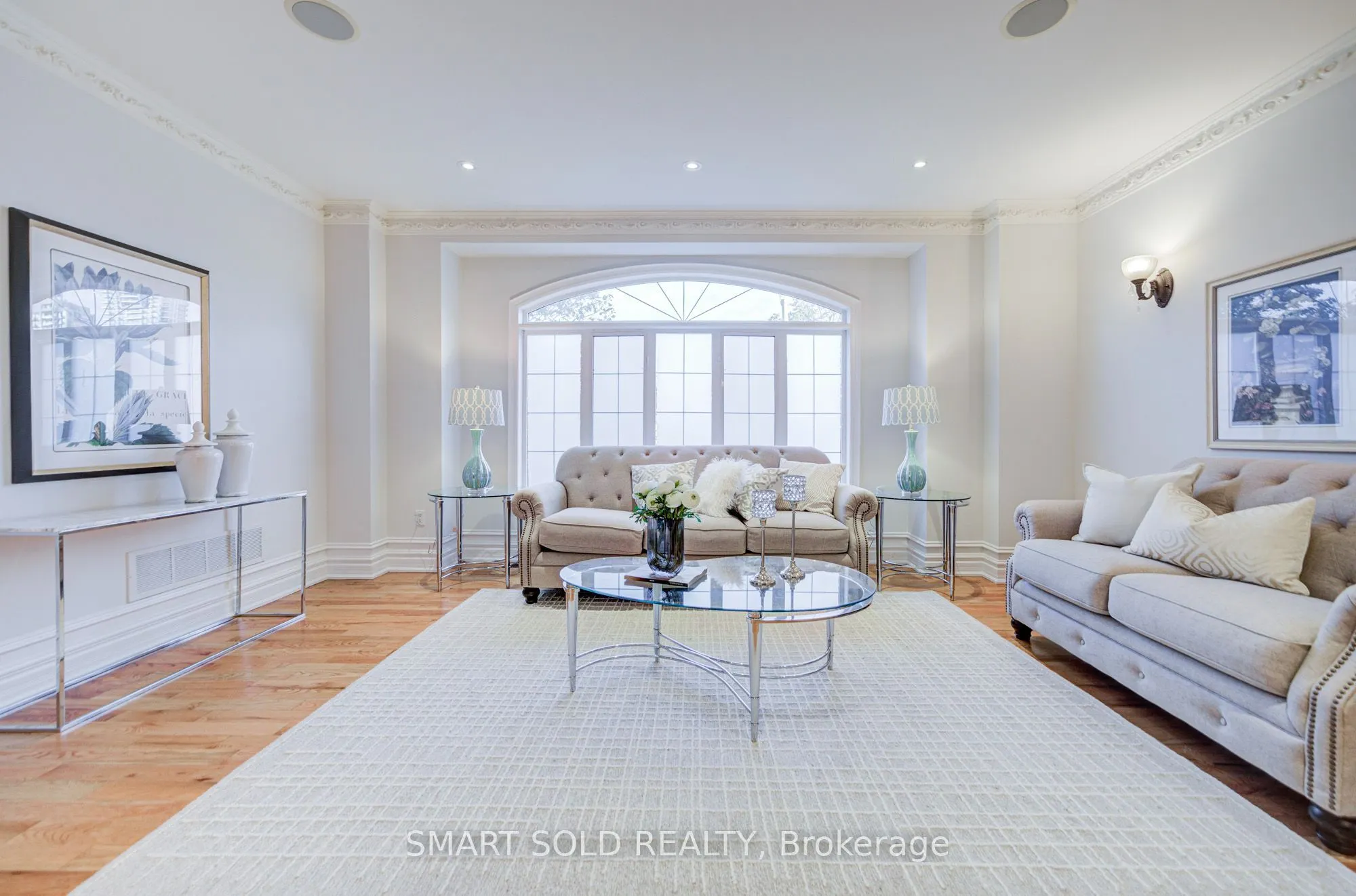 25 Oak Avenue