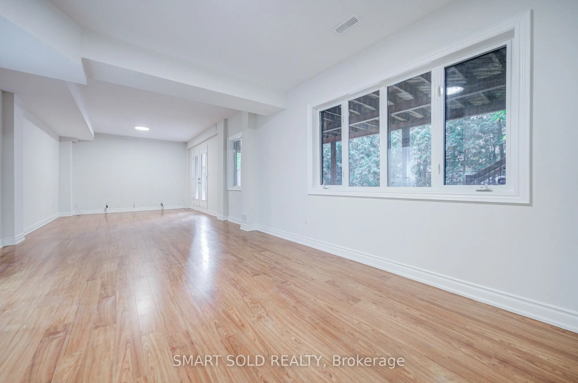 25 Oak Avenue