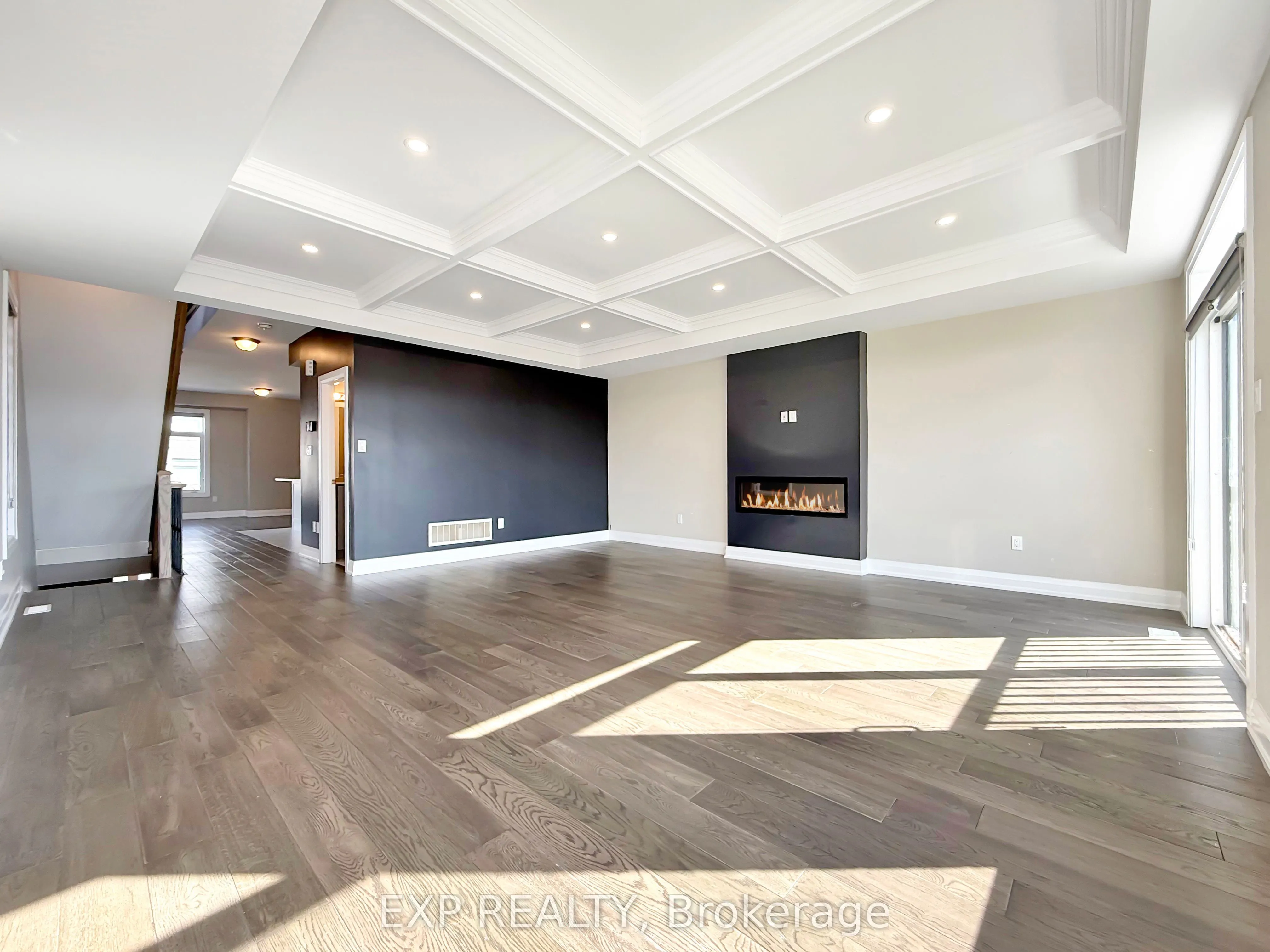 922 Isaac Phillips Way