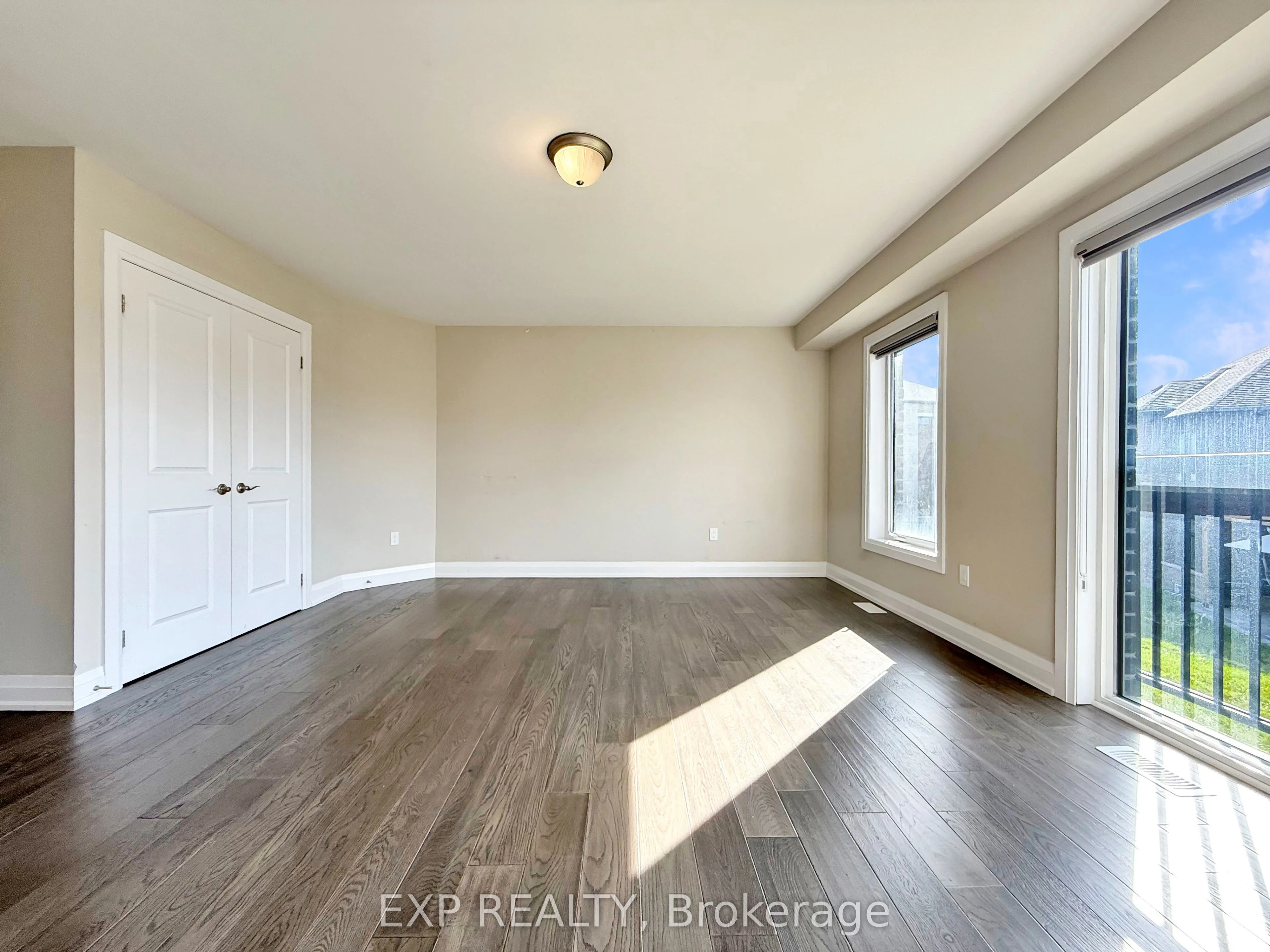 922 Isaac Phillips Way