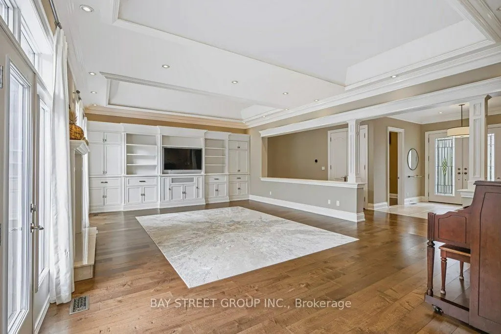5 River Stone Court