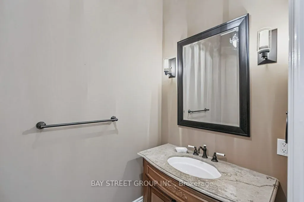 5 River Stone Court