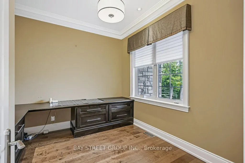 5 River Stone Court