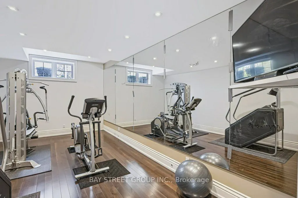 5 River Stone Court