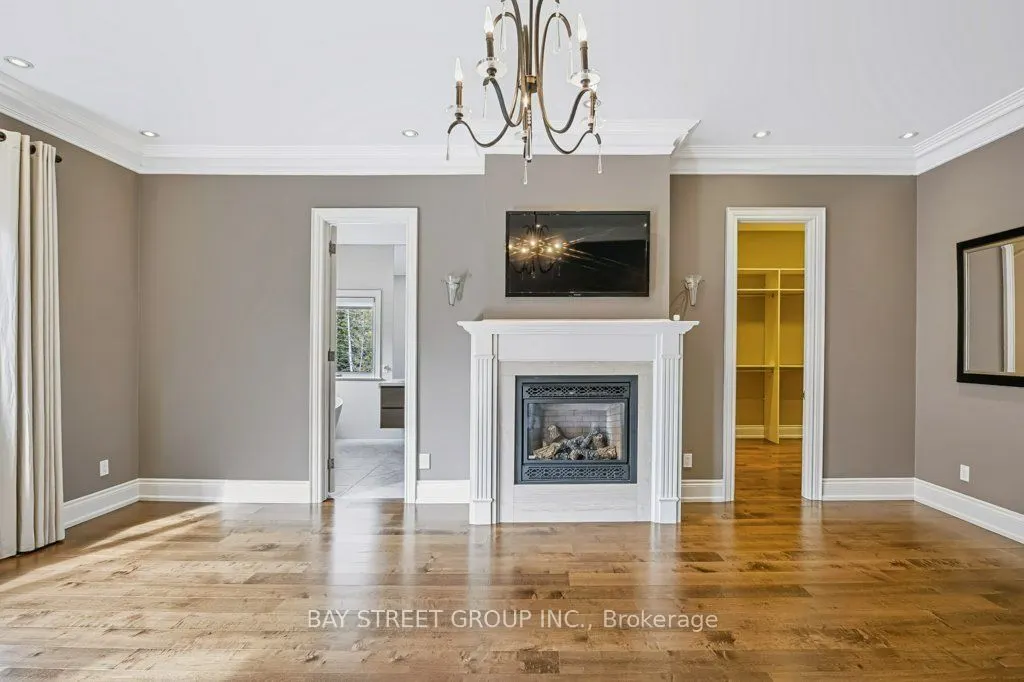 5 River Stone Court