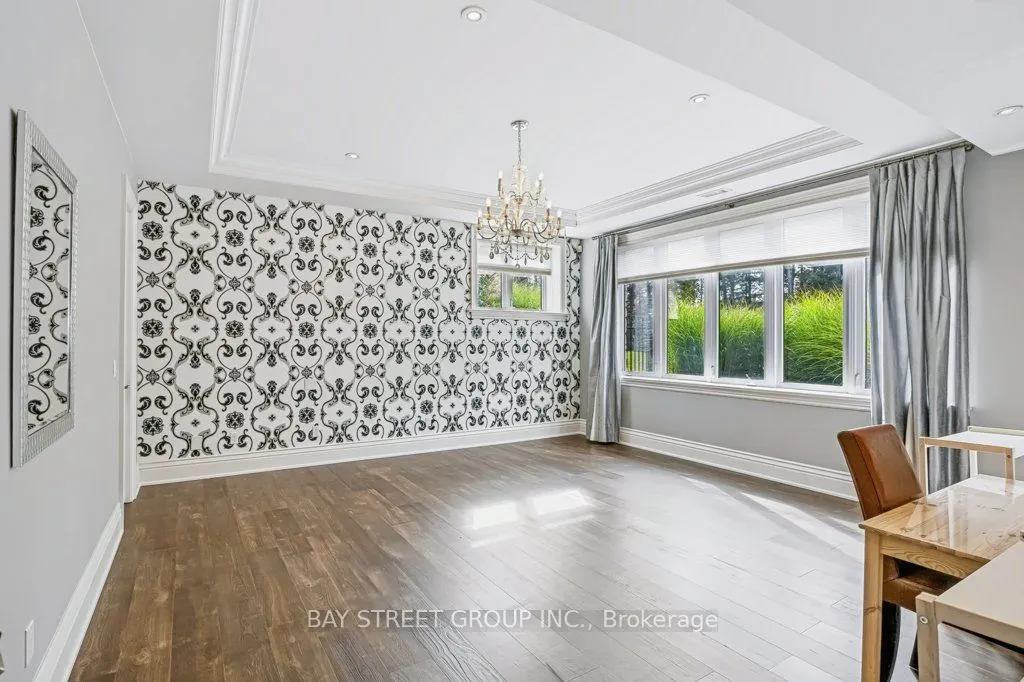 5 River Stone Court