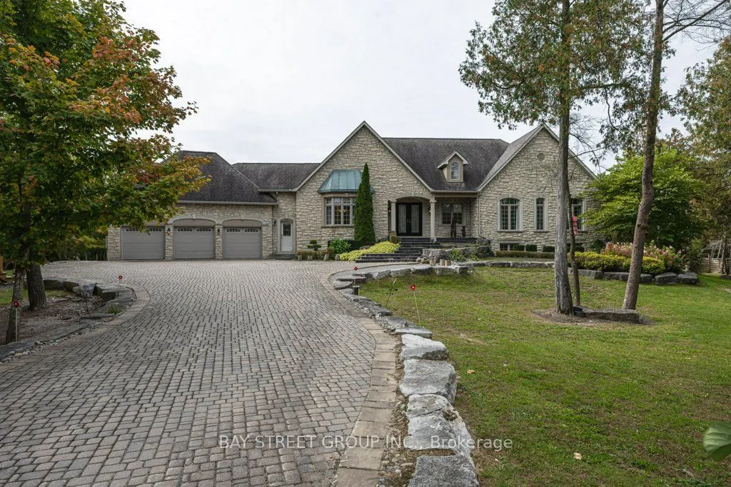 5 River Stone Court
