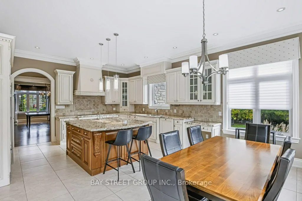 5 River Stone Court