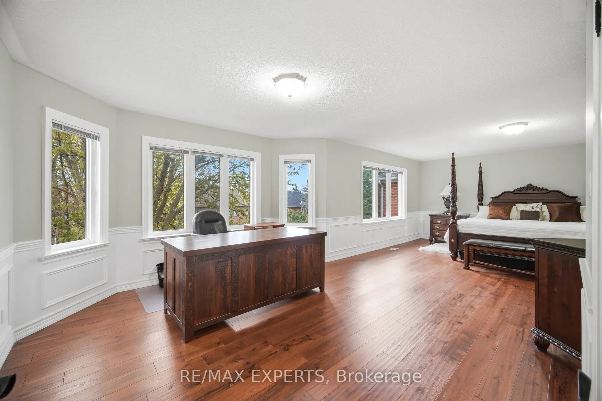 904 Damascus Court