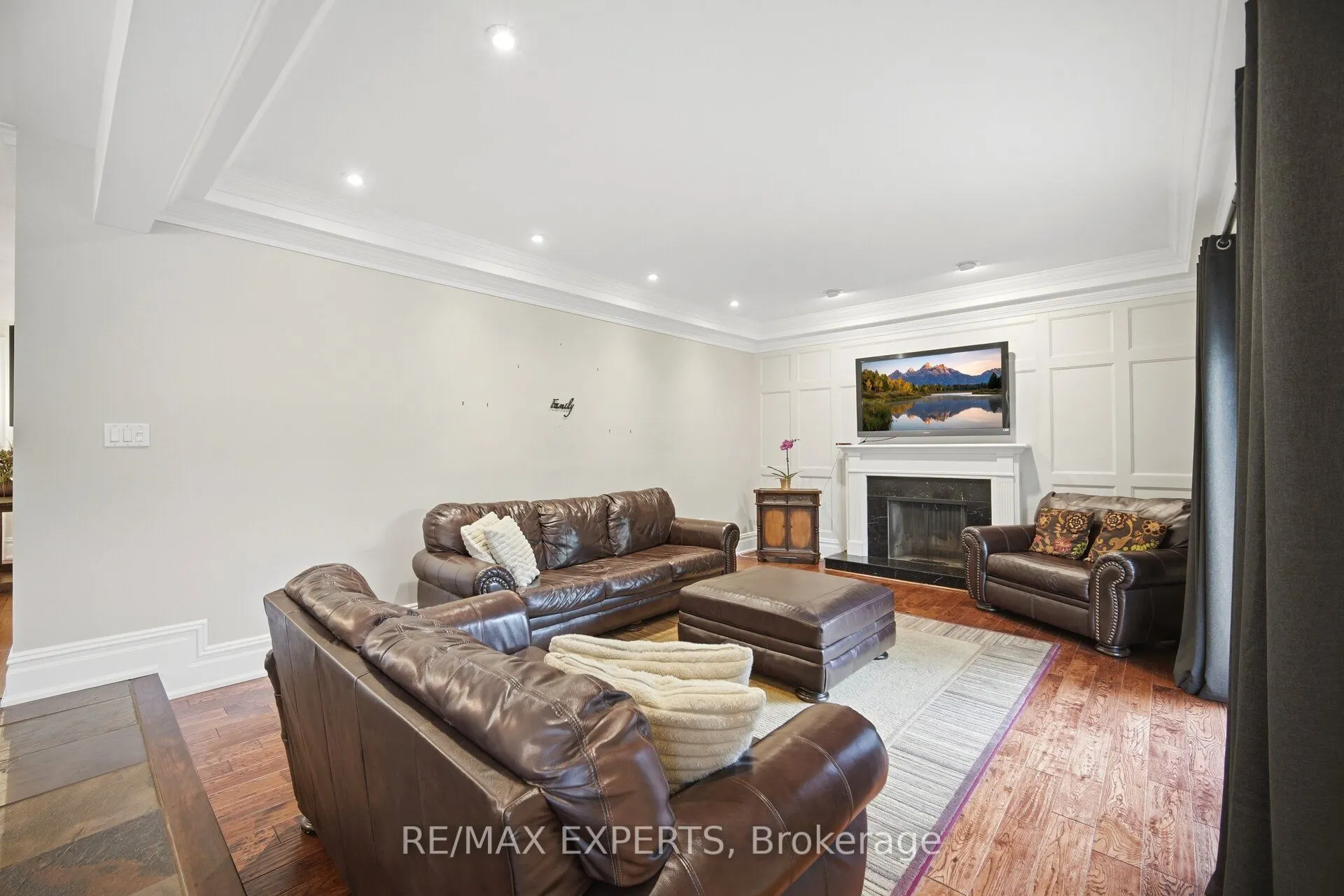 904 Damascus Court