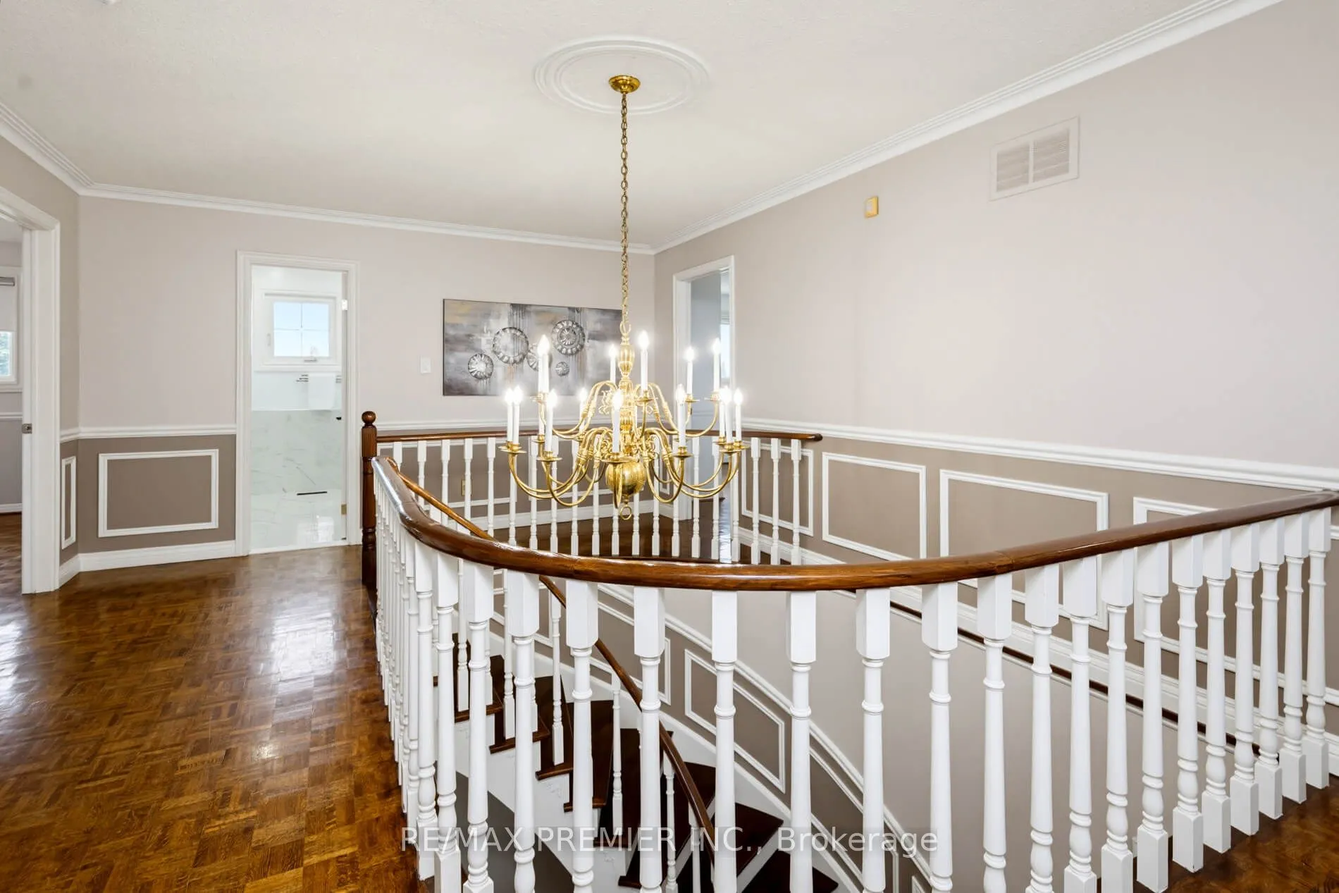 35 Yellow Pine Crescent