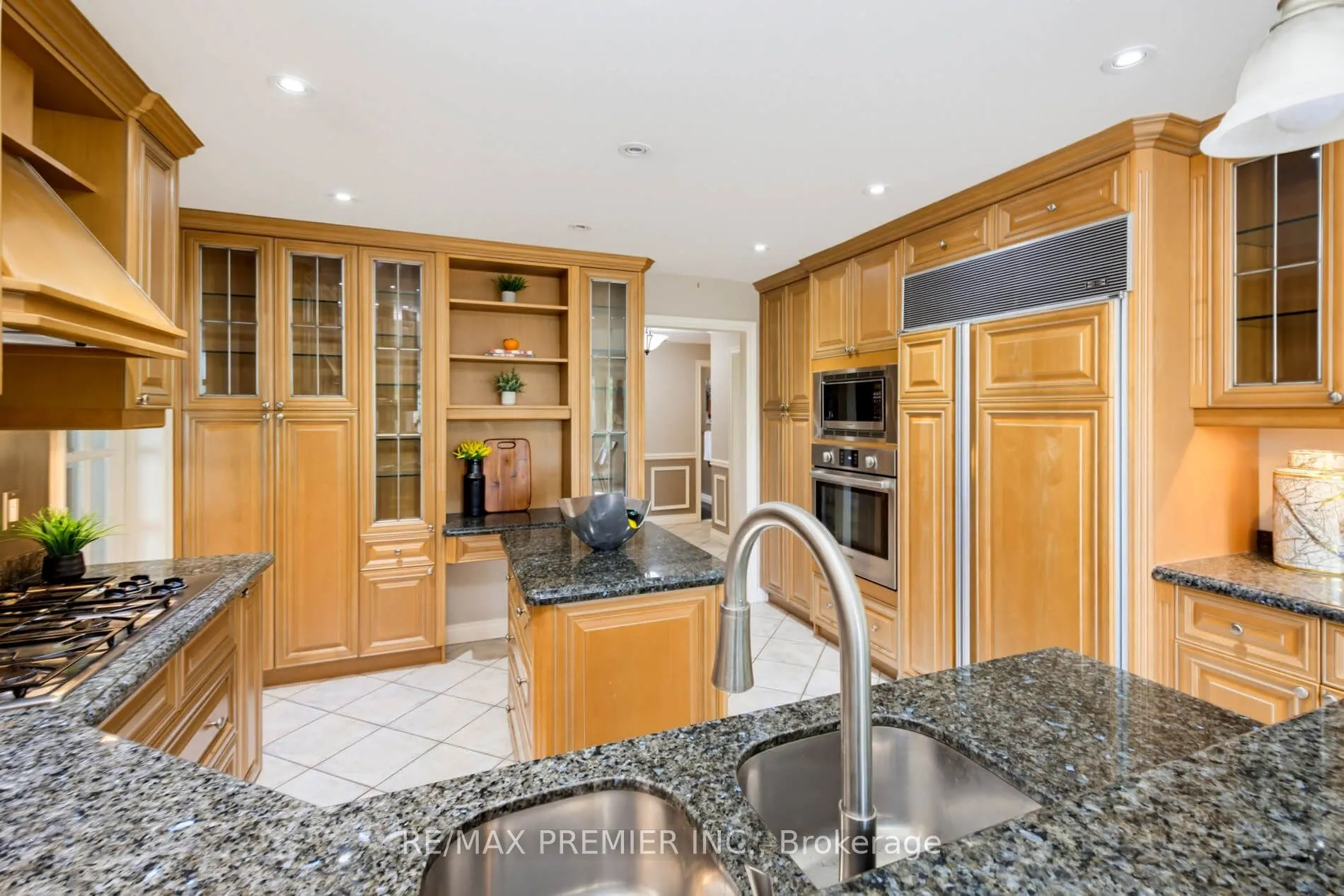 35 Yellow Pine Crescent