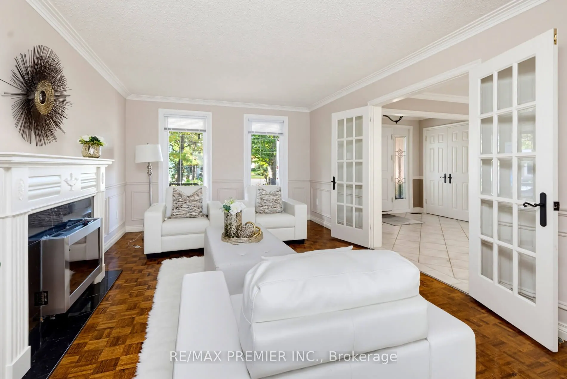 35 Yellow Pine Crescent