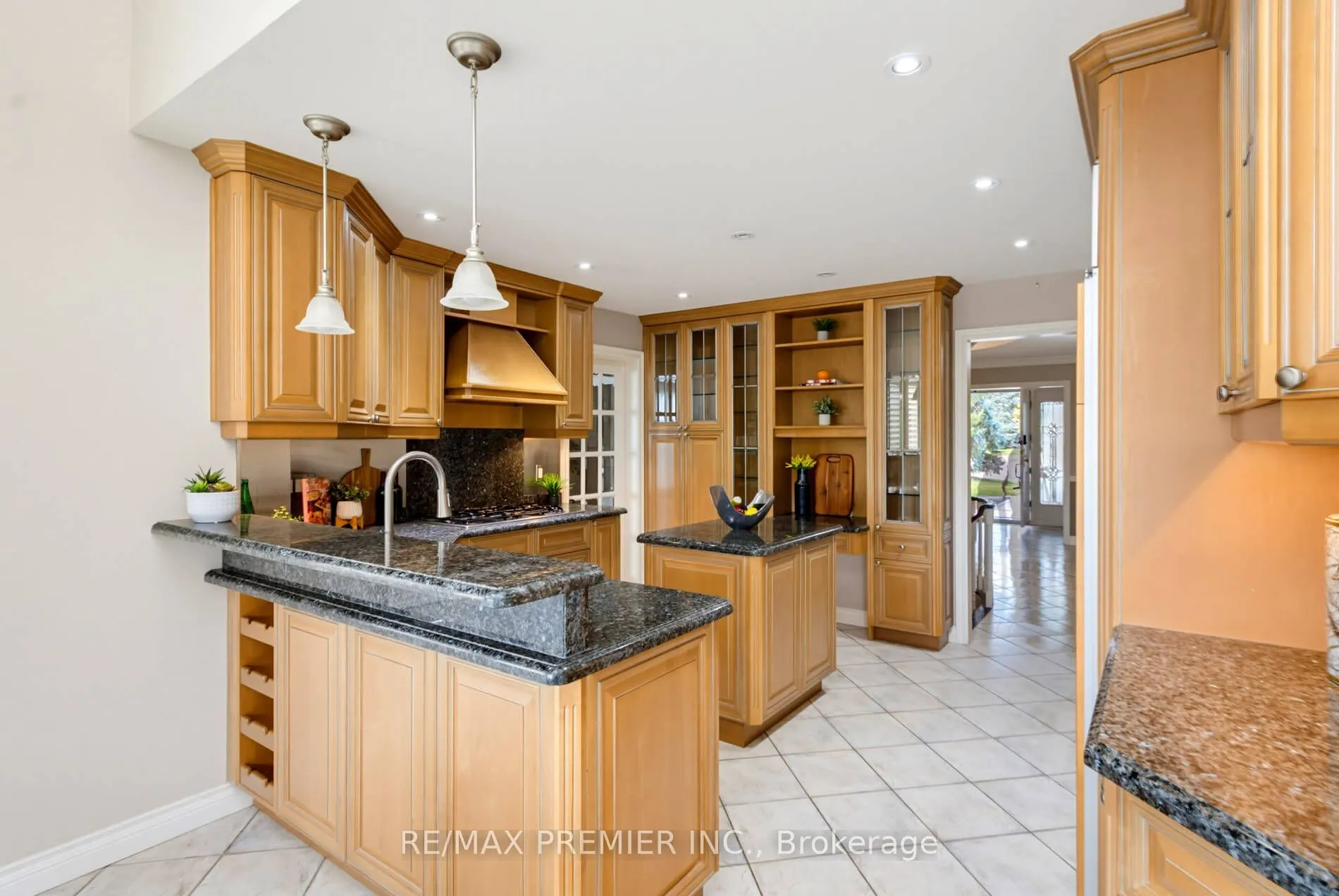 35 Yellow Pine Crescent