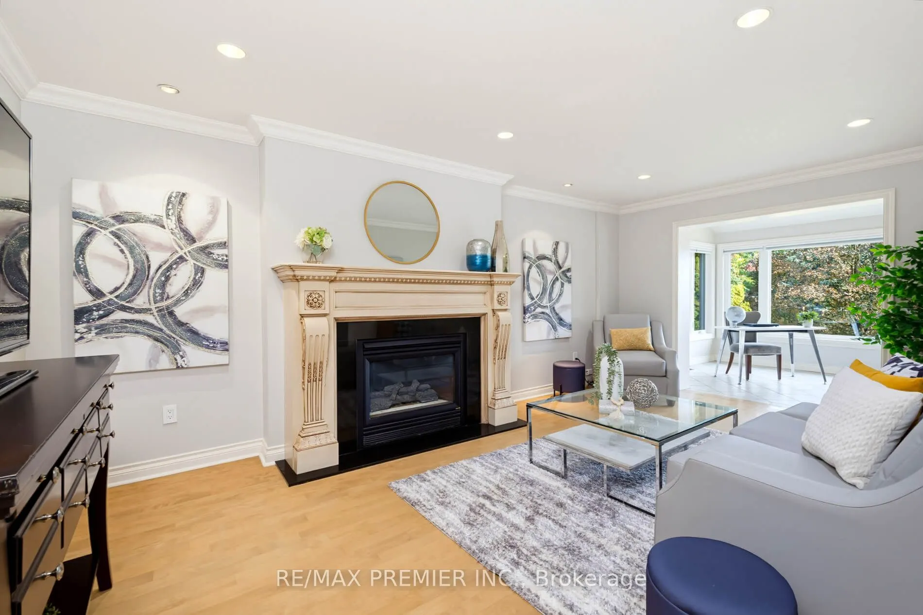 35 Yellow Pine Crescent