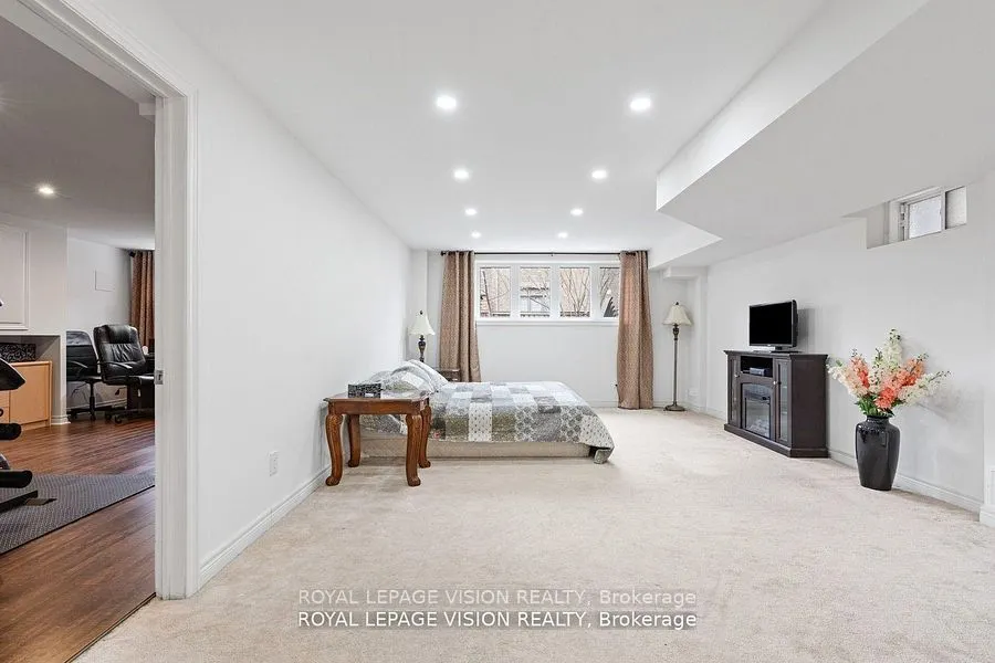 41 Treetops Boulevard