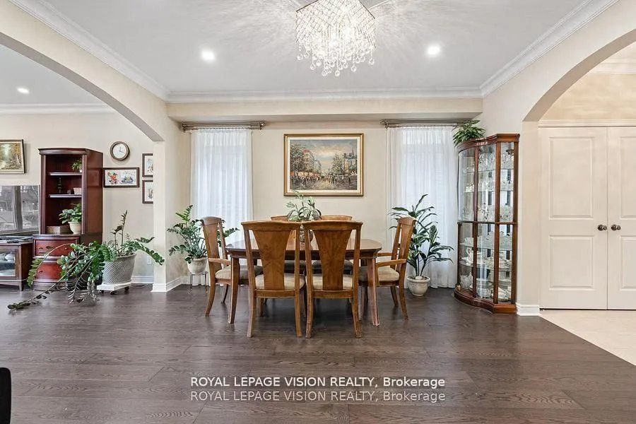 41 Treetops Boulevard