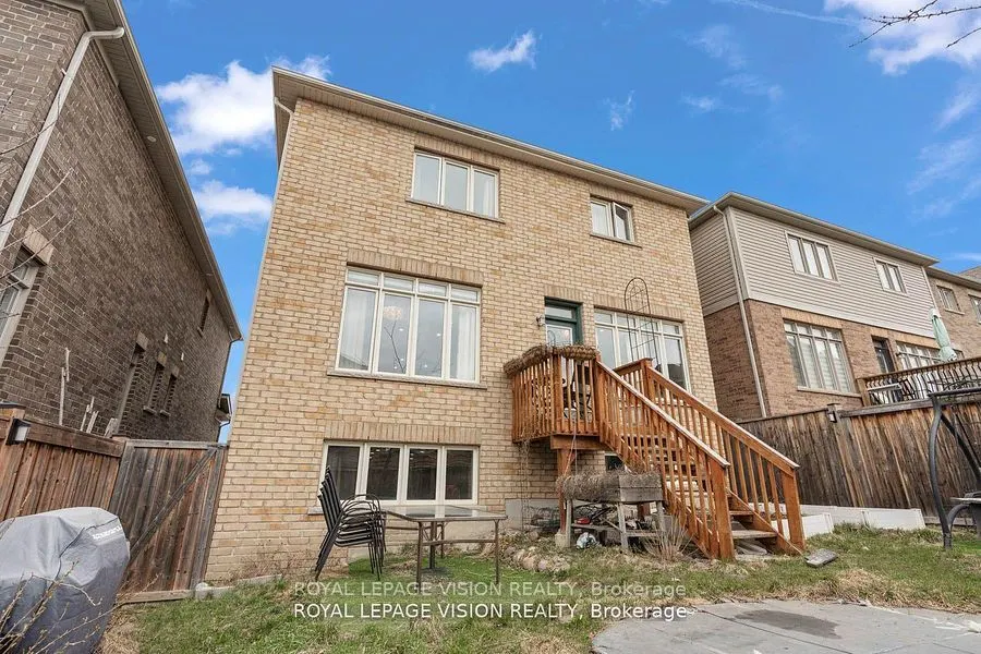 41 Treetops Boulevard