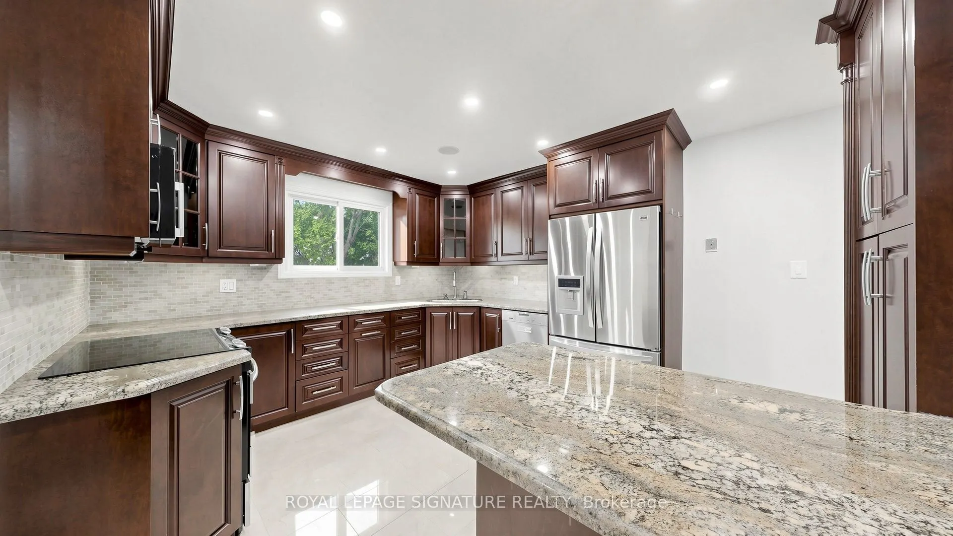 62 Emeline Crescent