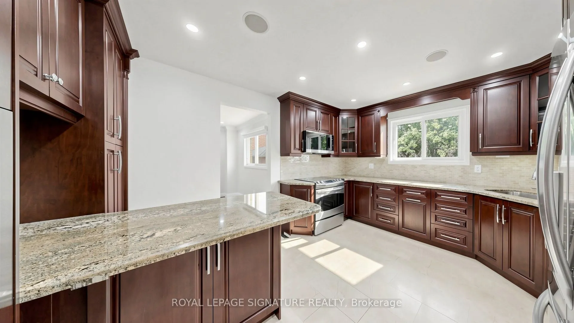 62 Emeline Crescent