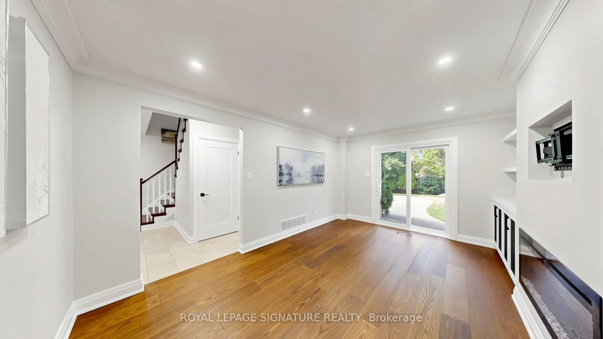62 Emeline Crescent