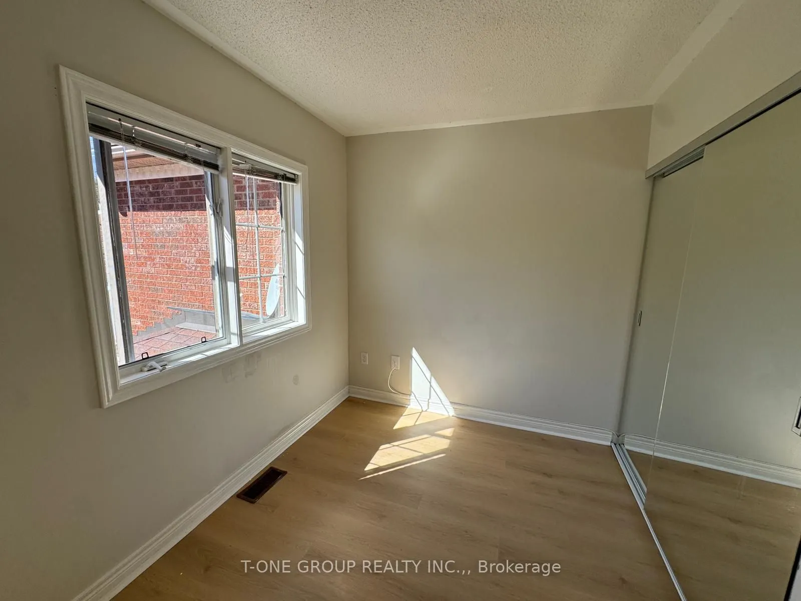 138 Denise Circle