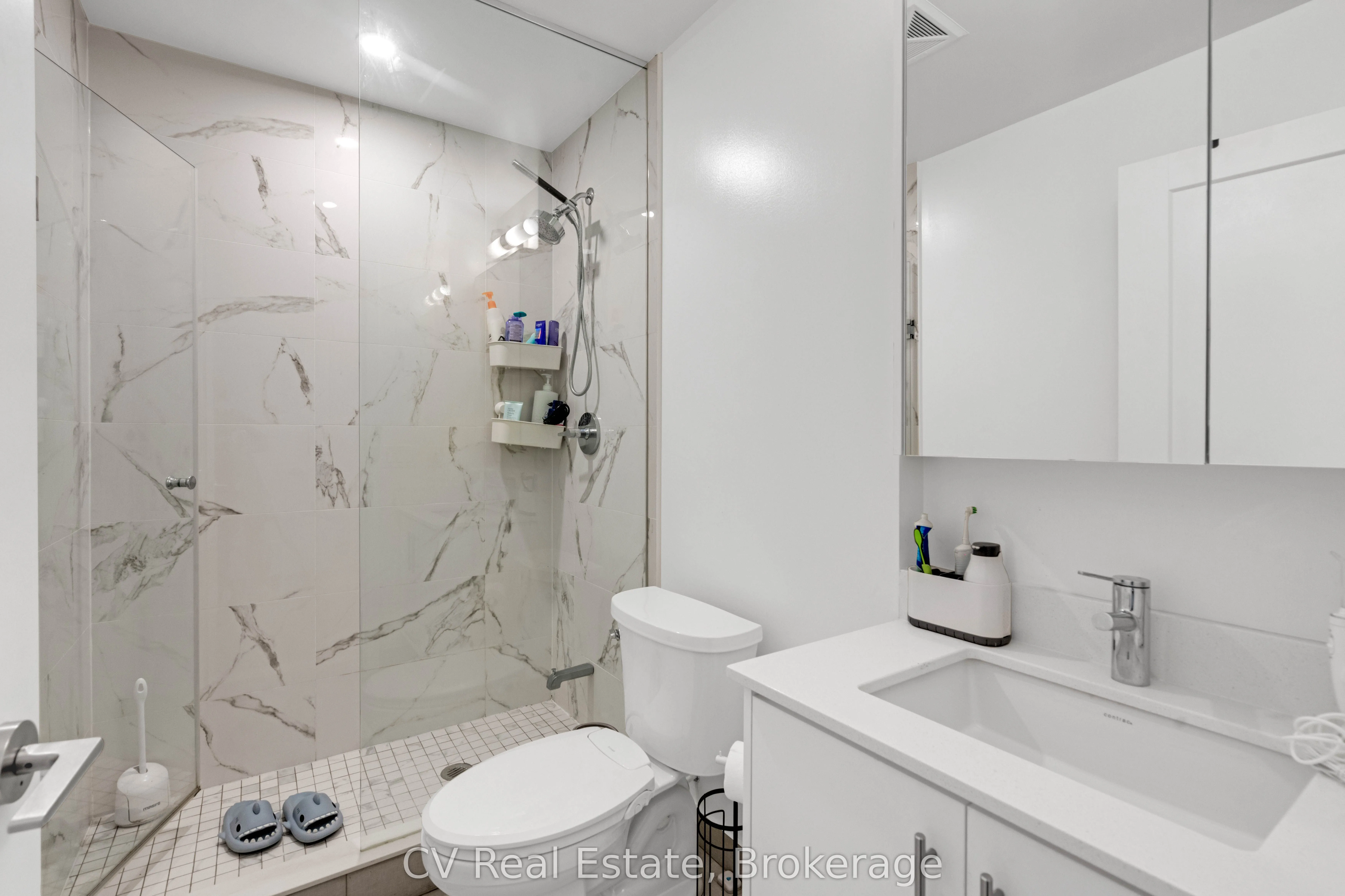 95 Oneida Crescent #1109