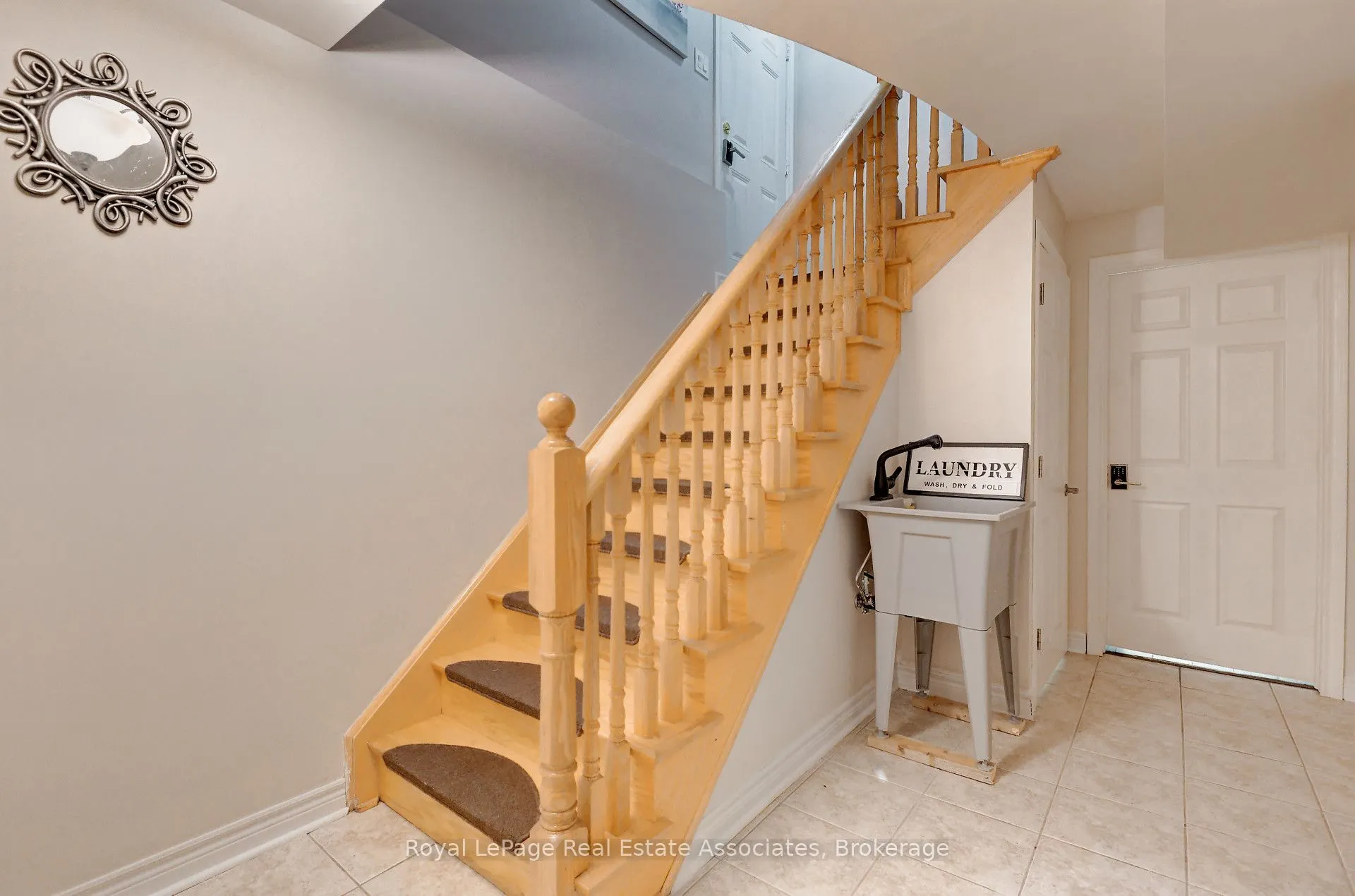 41 Greenview Circle #Lower
