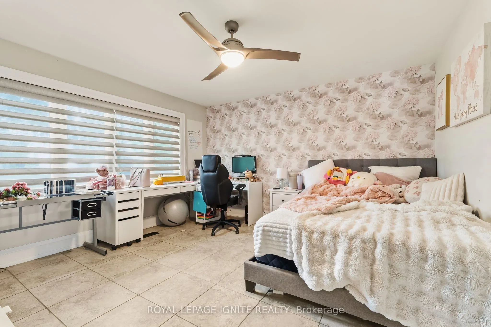 8 Ridgevale Drive