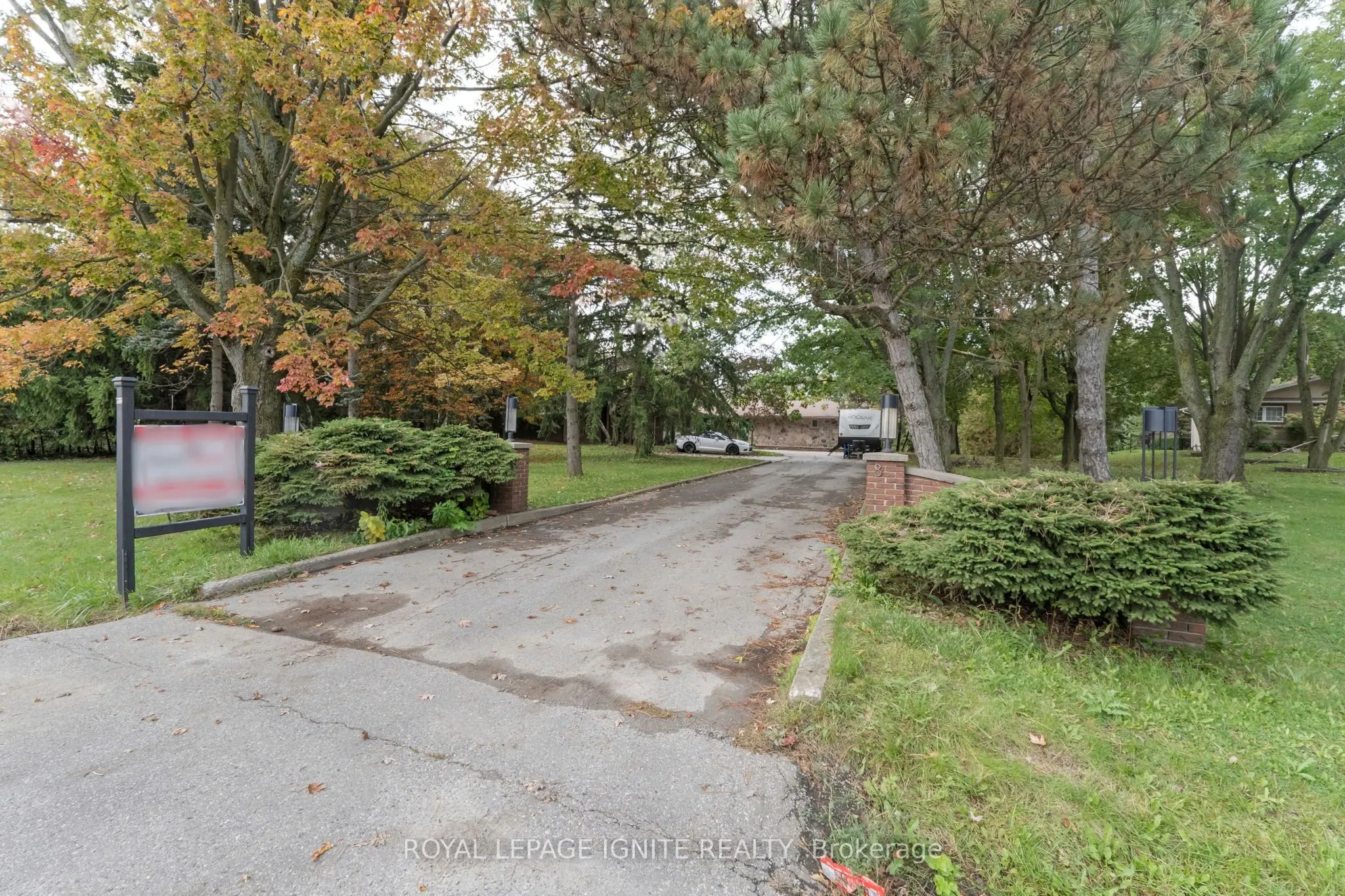 8 Ridgevale Drive