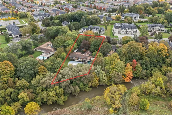 8 Ridgevale Drive