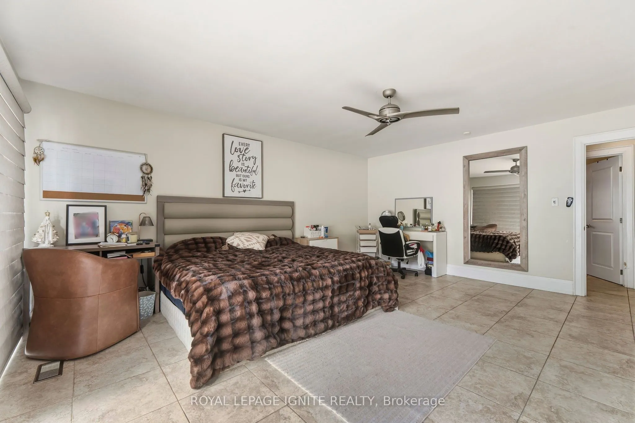 8 Ridgevale Drive